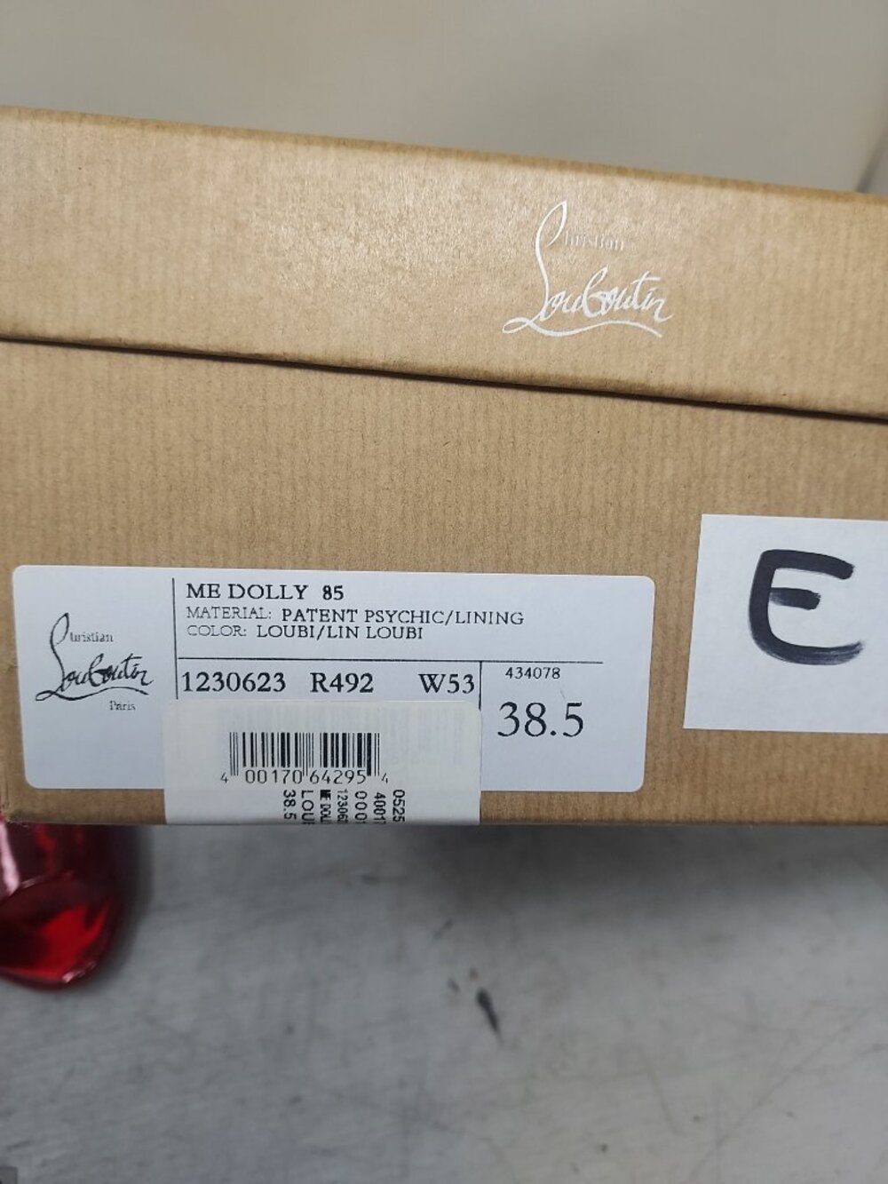CHRISTIAN LOUBOUTIN Me Dolly Patent Red Heel Sandal - Picture 13 of 14